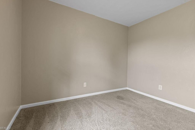 Photo 25 of 30 residential for sale in Southampton County virginia