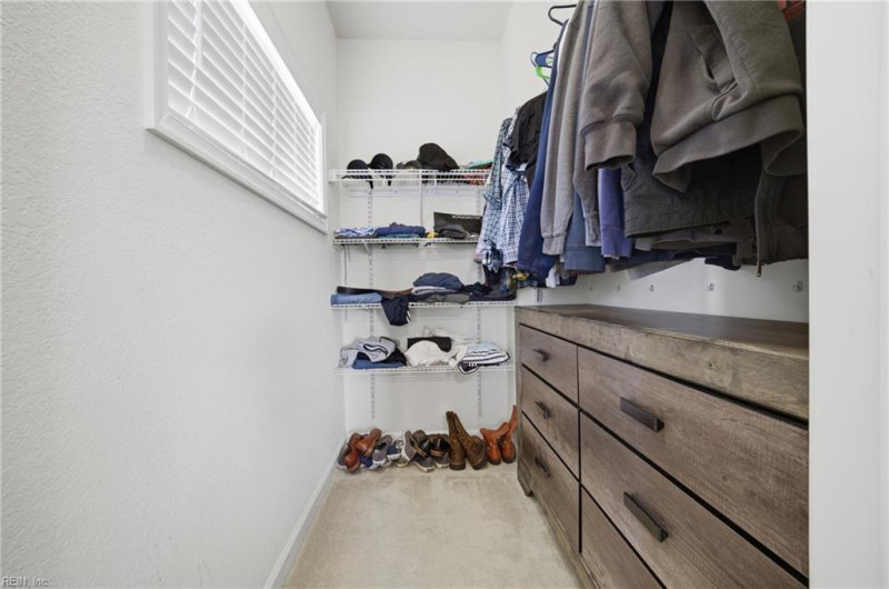 Photo 19 of 39 residential for sale in Chesapeake virginia