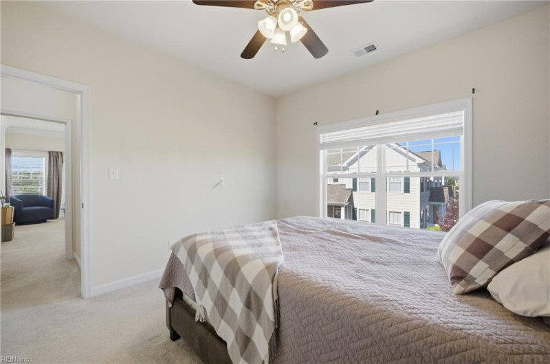 Photo 21 of 39 residential for sale in Chesapeake virginia