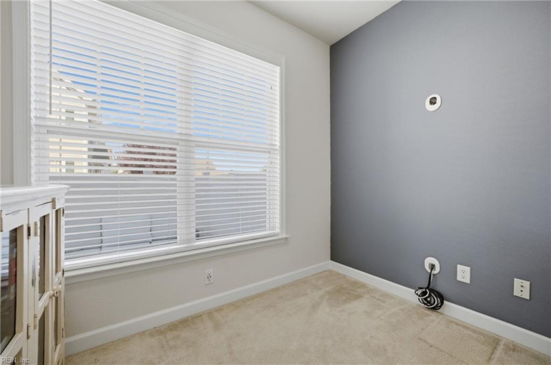 Photo 24 of 39 residential for sale in Chesapeake virginia