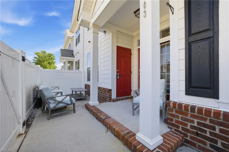 Photo 27 of 39 residential for sale in Chesapeake virginia