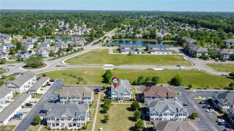 Photo 33 of 39 residential for sale in Chesapeake virginia