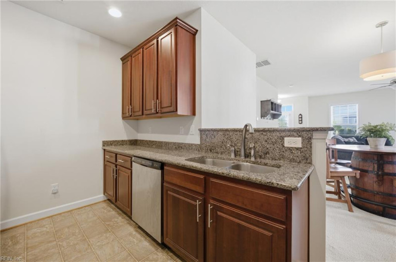 Photo 6 of 39 residential for sale in Chesapeake virginia