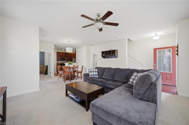 Photo 9 of 39 residential for sale in Chesapeake virginia