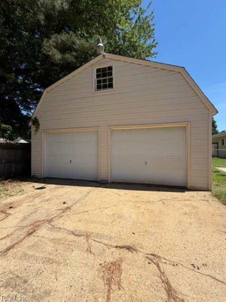 Photo 12 of 13 residential for sale in Hampton virginia