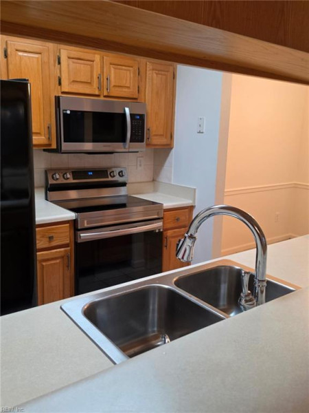 Photo 4 of 17 residential for sale in Chesapeake virginia Photo 4 of 17 residential for sale in Chesapeake virginia