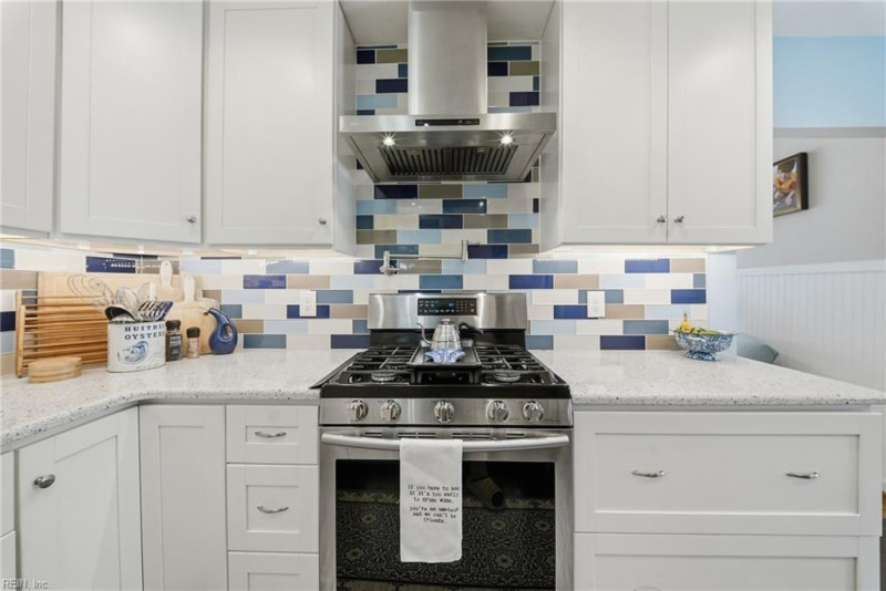 Photo 11 of 45 residential for sale in Norfolk virginia