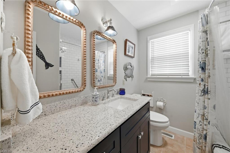 Photo 16 of 45 residential for sale in Norfolk virginia