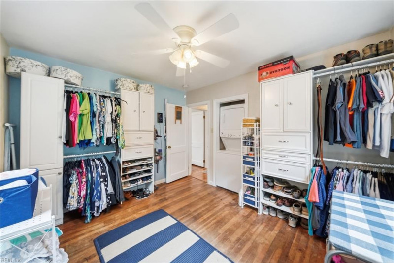 Photo 23 of 45 residential for sale in Norfolk virginia
