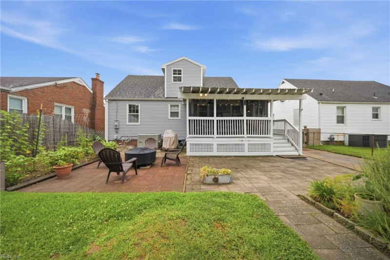 Photo 39 of 45 residential for sale in Norfolk virginia