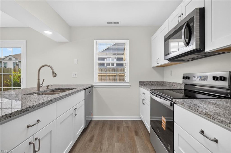 Photo 9 of 27 residential for sale in Virginia Beach virginia