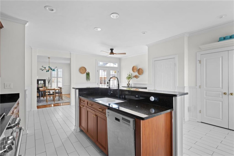 Photo 12 of 50 residential for sale in Norfolk virginia Photo 12 of 50 residential for sale in Norfolk virginia