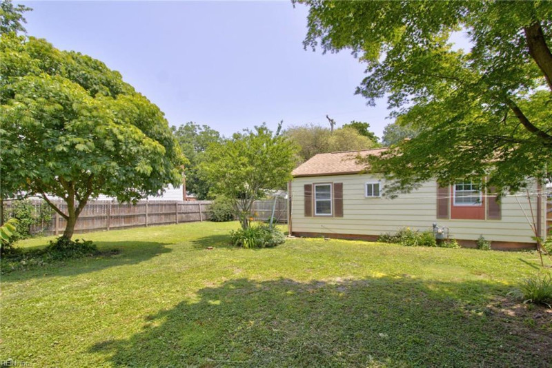Photo 22 of 26 residential for sale in Norfolk virginia