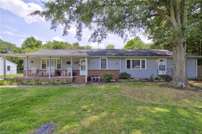 Photo 1 of 37 residential for sale in Portsmouth virginia