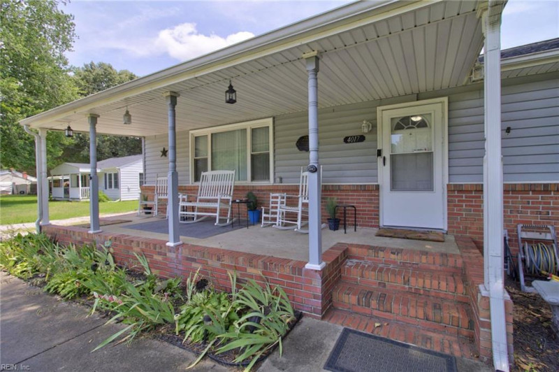 Photo 3 of 37 residential for sale in Portsmouth virginia