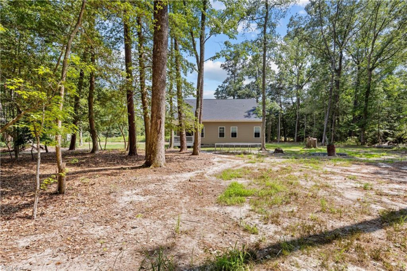 Photo 31 of 36 residential for sale in Gloucester County virginia