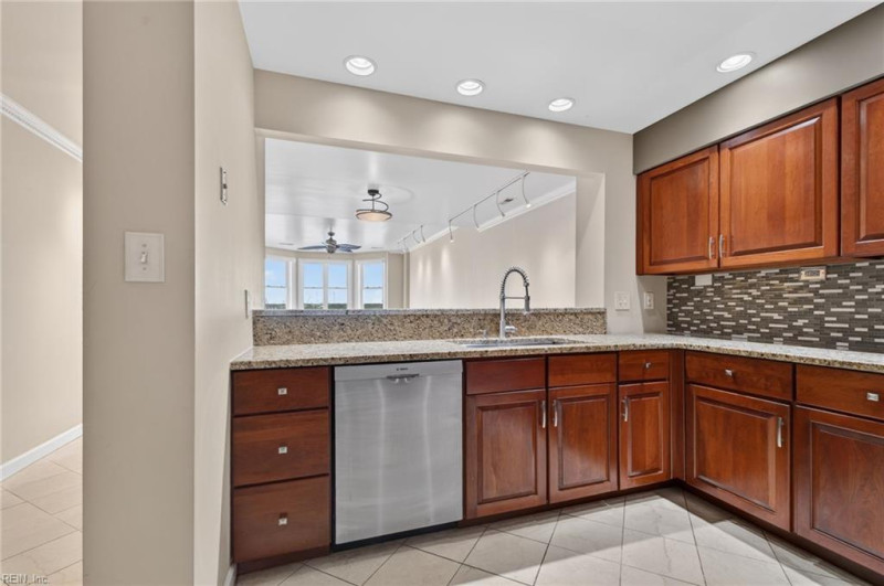 Photo 32 of 50 residential for sale in Portsmouth virginia