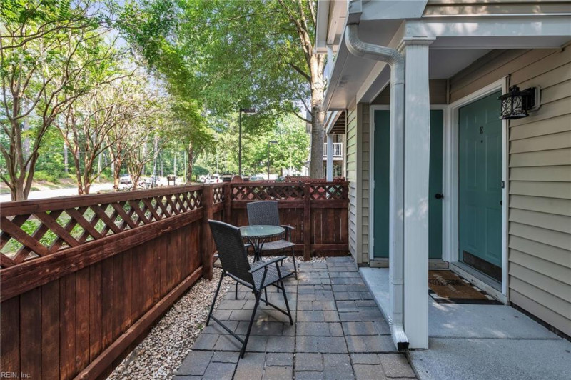 Photo 8 of 30 residential for sale in Virginia Beach virginia