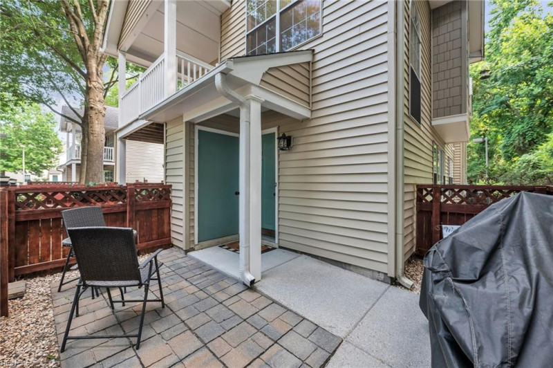 Photo 9 of 30 residential for sale in Virginia Beach virginia