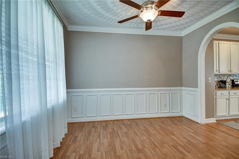 Photo 10 of 44 residential for sale in Virginia Beach virginia