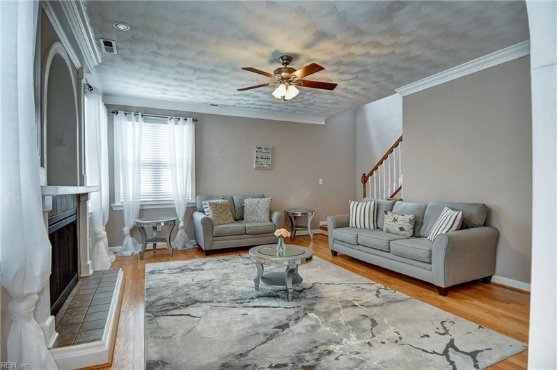 Photo 26 of 44 residential for sale in Virginia Beach virginia