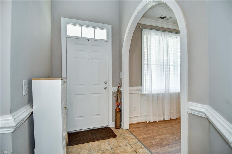 Photo 9 of 44 residential for sale in Virginia Beach virginia