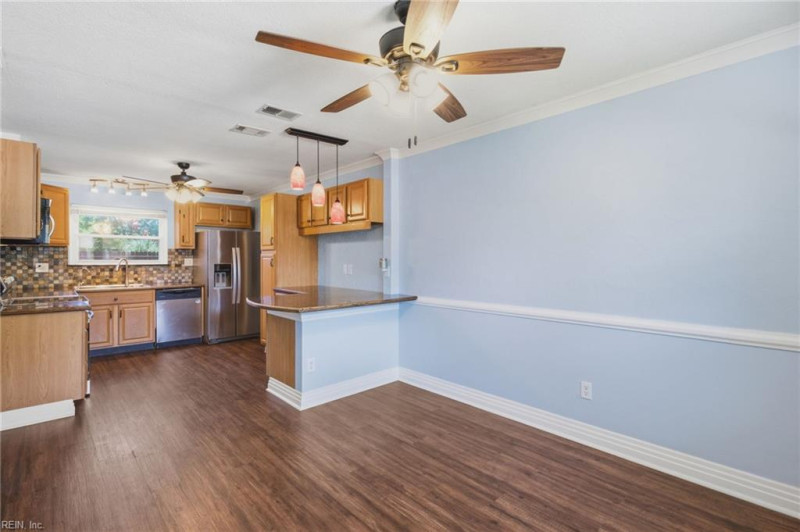 Photo 16 of 50 residential for sale in Virginia Beach virginia