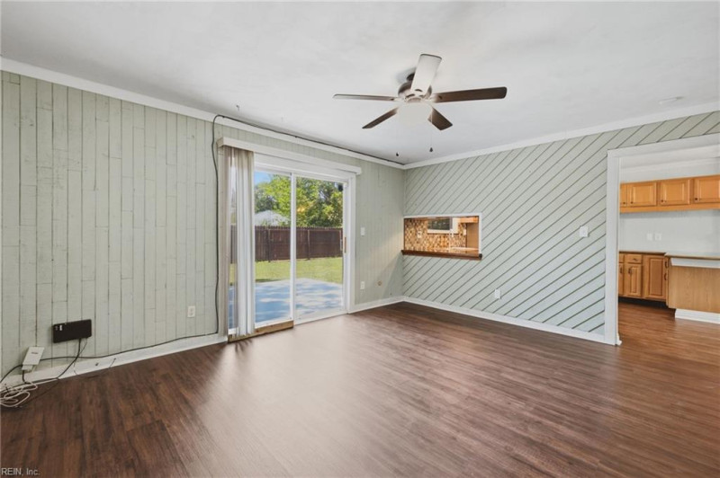 Photo 25 of 50 residential for sale in Virginia Beach virginia