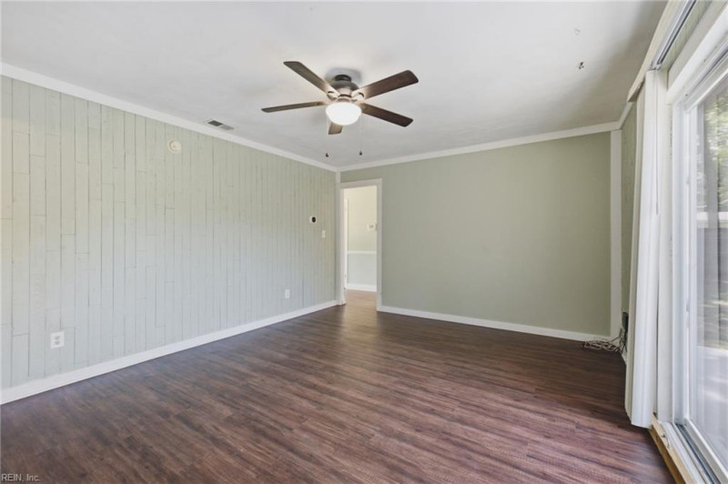Photo 28 of 50 residential for sale in Virginia Beach virginia