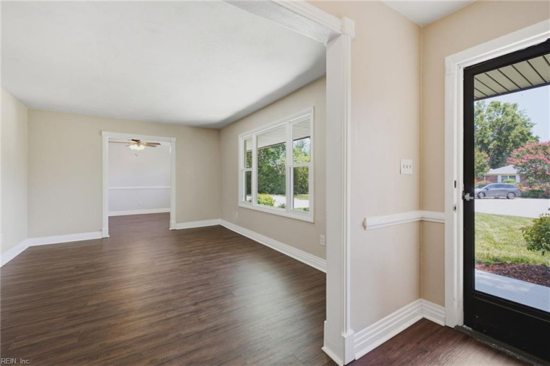 Photo 6 of 50 residential for sale in Virginia Beach virginia