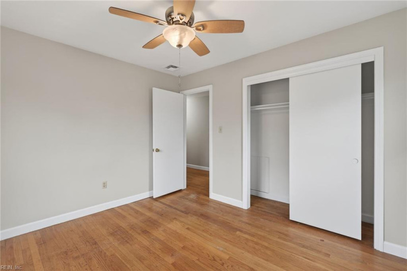 Photo 25 of 35 residential for sale in Virginia Beach virginia