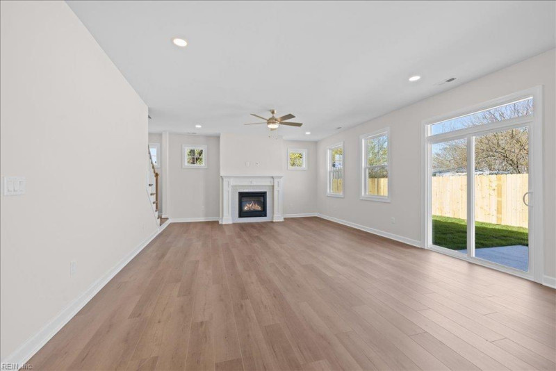 Photo 19 of 48 residential for sale in Virginia Beach virginia