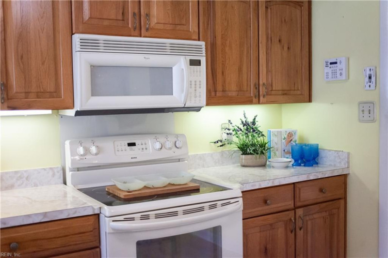 Photo 19 of 46 residential for sale in Hampton virginia Photo 19 of 46 residential for sale in Hampton virginia
