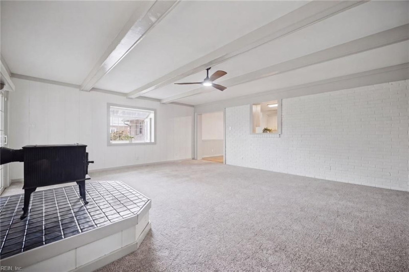 Photo 17 of 46 residential for sale in Virginia Beach virginia