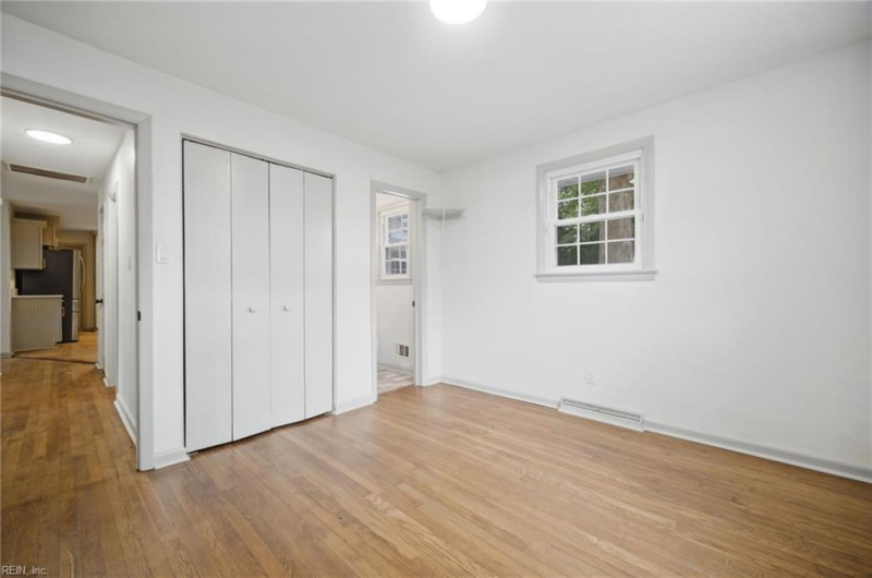 Photo 24 of 46 residential for sale in Virginia Beach virginia