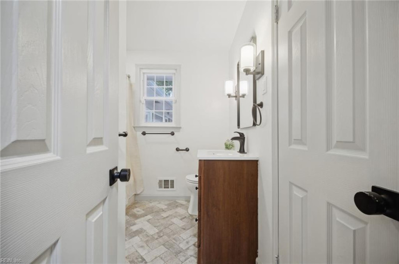Photo 26 of 46 residential for sale in Virginia Beach virginia