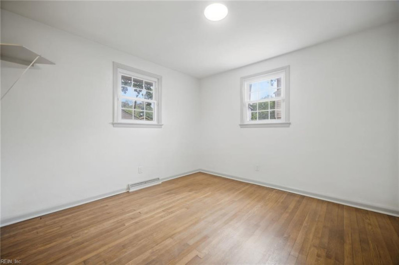 Photo 28 of 46 residential for sale in Virginia Beach virginia