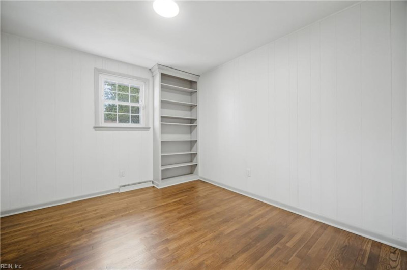 Photo 32 of 46 residential for sale in Virginia Beach virginia