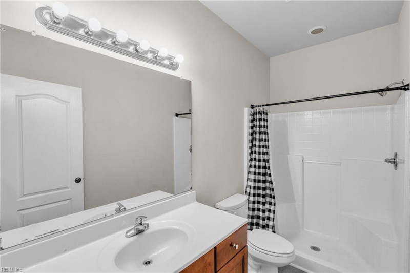 Photo 19 of 26 residential for sale in Virginia Beach virginia
