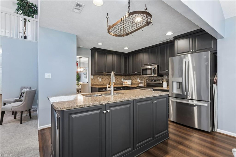 Photo 11 of 46 residential for sale in Newport News virginia
