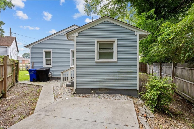 Photo 19 of 19 residential for sale in Portsmouth virginia
