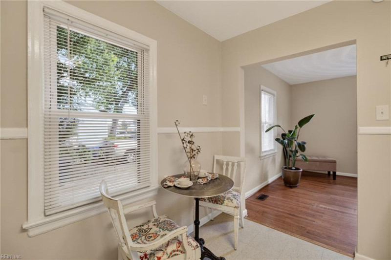 Photo 13 of 26 residential for sale in Portsmouth virginia