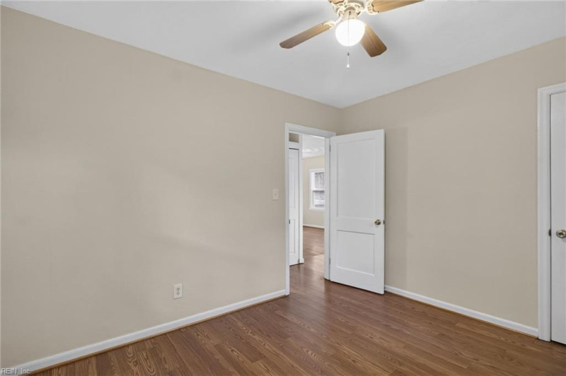 Photo 19 of 26 residential for sale in Portsmouth virginia