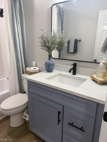 Photo 2 of 8 residential for sale in Chesapeake virginia Photo 2 of 8 residential for sale in Chesapeake virginia