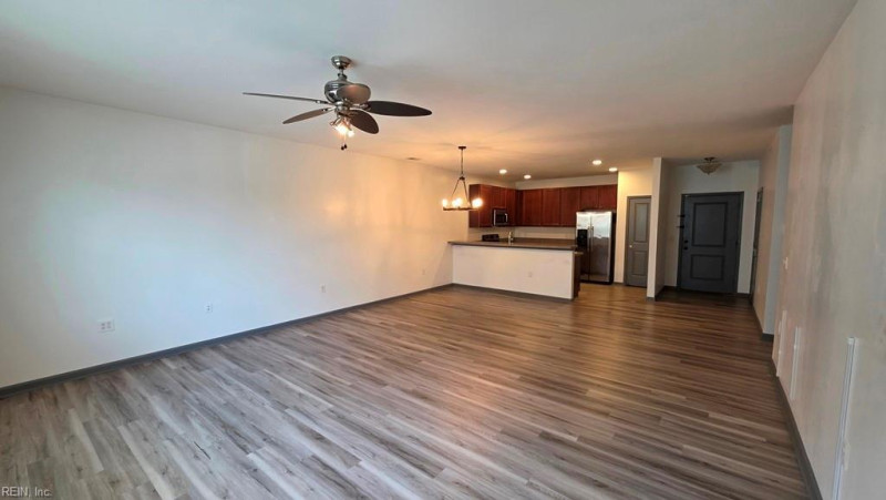 Photo 10 of 23 residential for sale in Chesapeake virginia