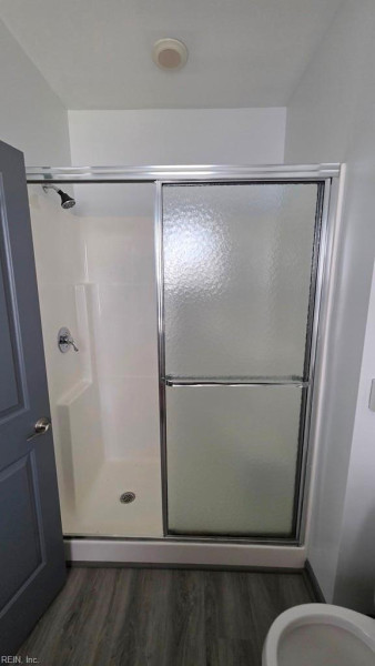 Photo 16 of 23 residential for sale in Chesapeake virginia