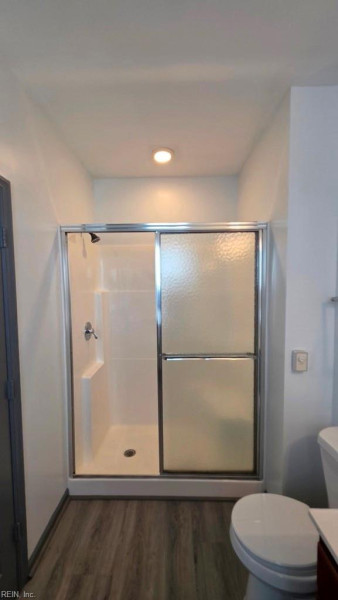 Photo 17 of 23 residential for sale in Chesapeake virginia