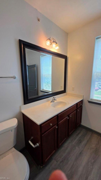 Photo 18 of 23 residential for sale in Chesapeake virginia