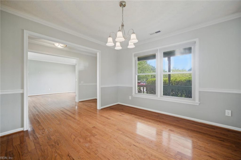Photo 15 of 39 residential for sale in Virginia Beach virginia