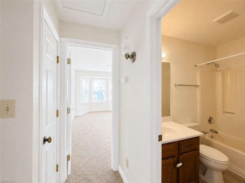 Photo 17 of 33 residential for sale in Newport News virginia